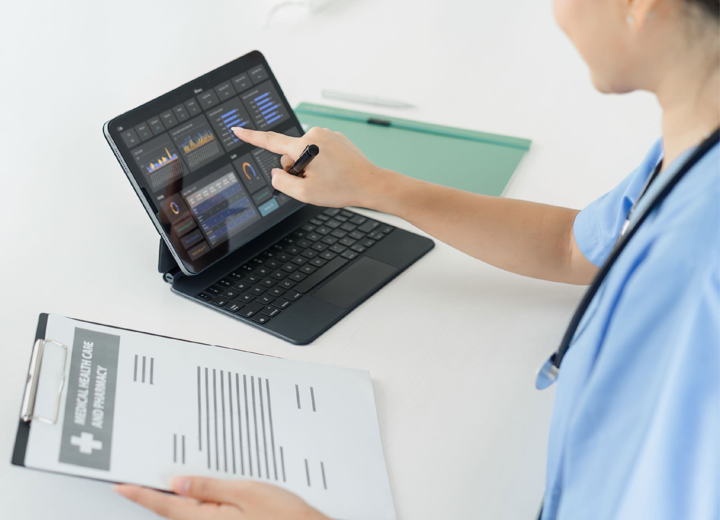 لوحة تحليلات فورية لجلسات التطبيب عن بُعد