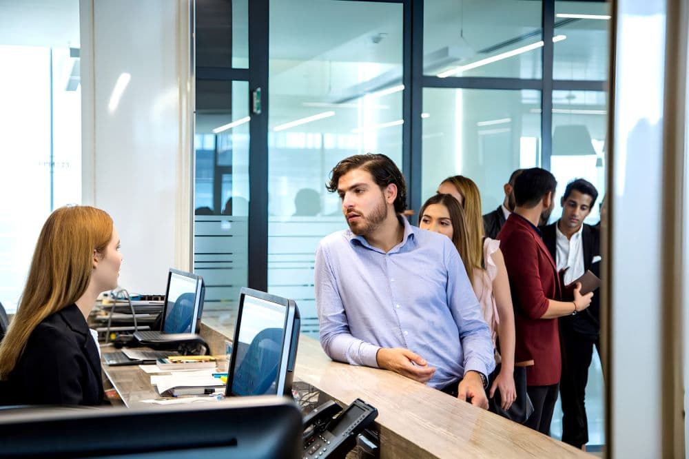 queue_management_system_in_banks